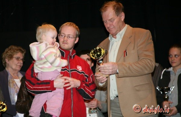 2006-02-05-063