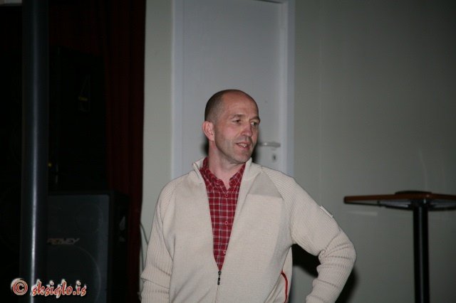 2006-04-06-076