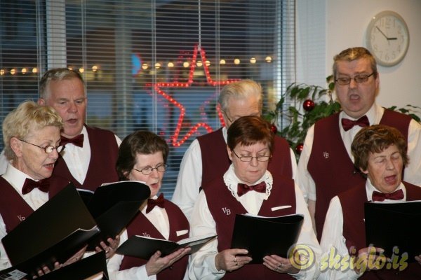 2005-12-16-020 (2)