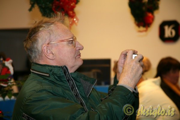 2005-12-16-032