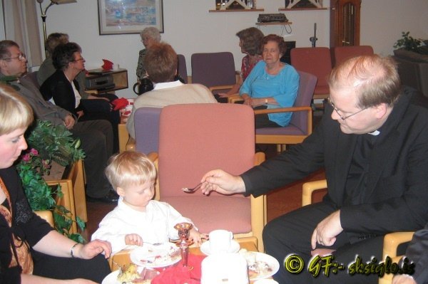 2005-12-10-G-021 (2)