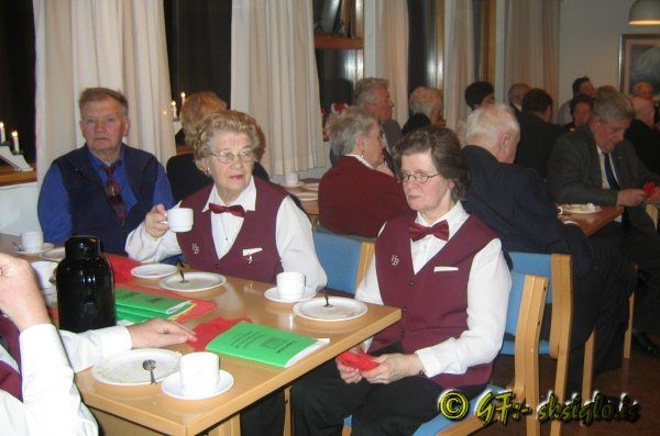 2005-12-10-G-036 (2)