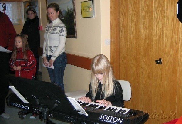 2005-12-07-G-006 (2)