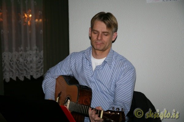 2005-12-23-054